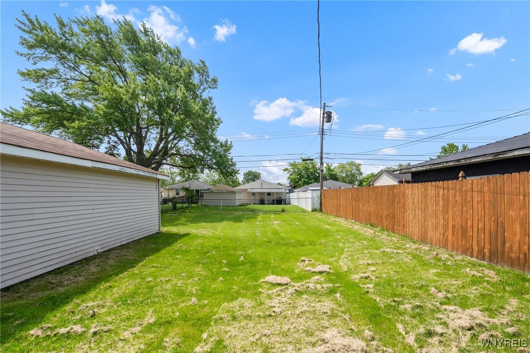 217 Oakvale Boulevard, Tonawanda, New York image 2
