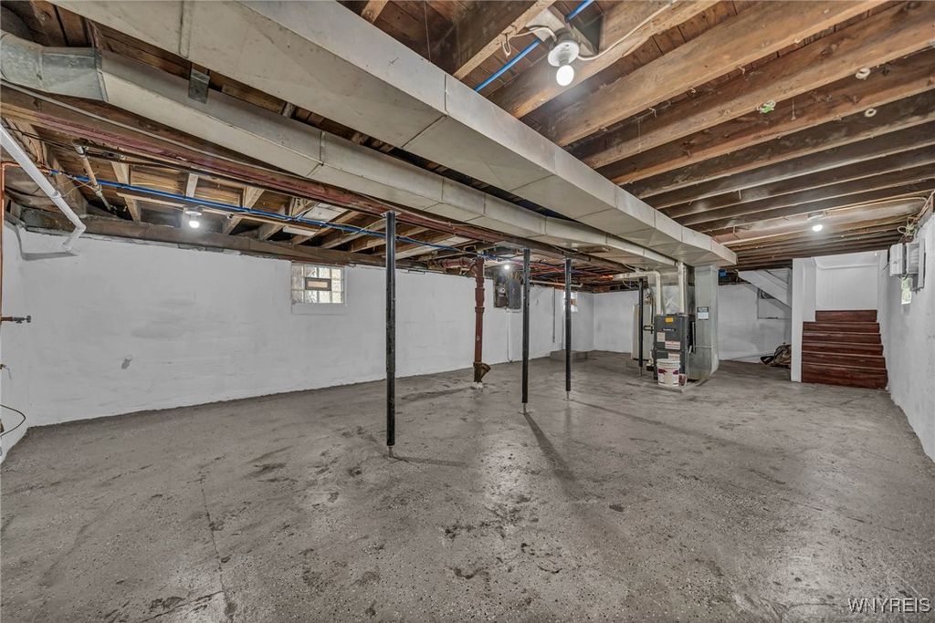 listing image 42