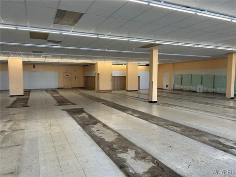 Tiny photo for 1309 Pine Avenue, Niagara Falls, NY 14301 (MLS # B1655310)