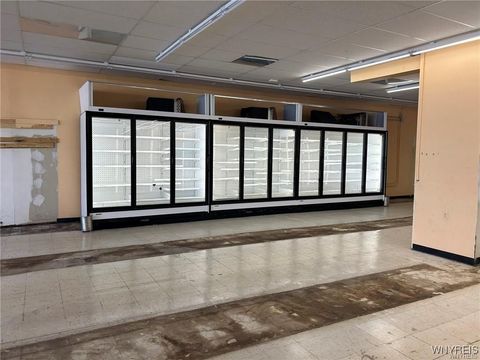 Tiny photo for 1309 Pine Avenue, Niagara Falls, NY 14301 (MLS # B1655310)