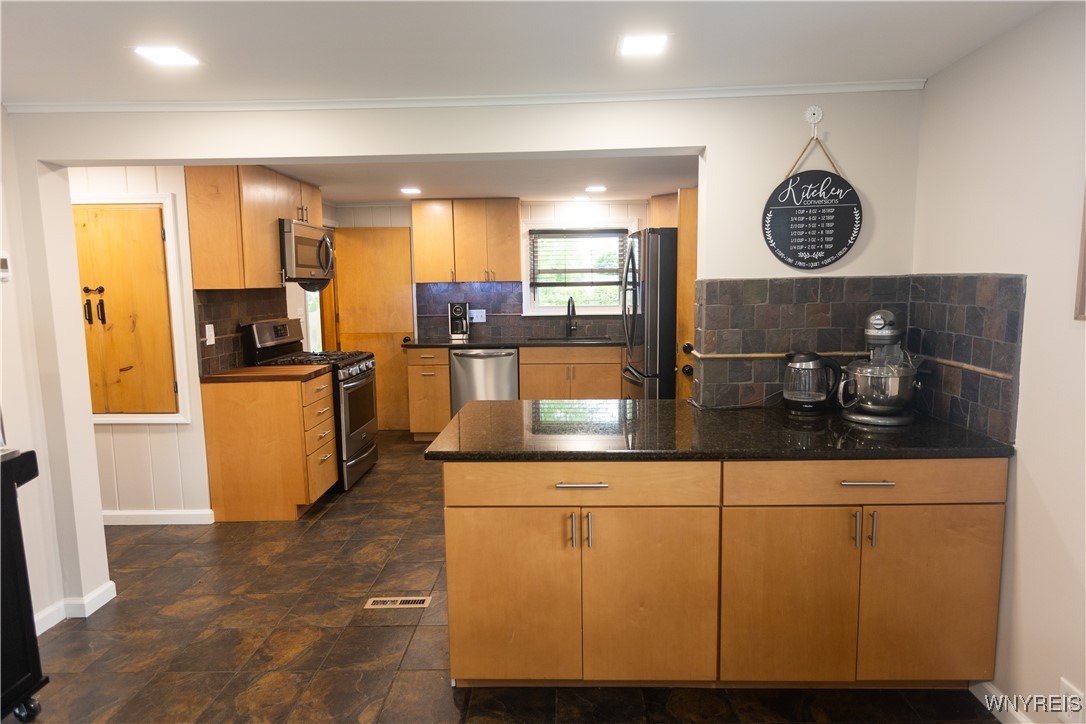 50 Cambria Street, Lancaster, New York image 4