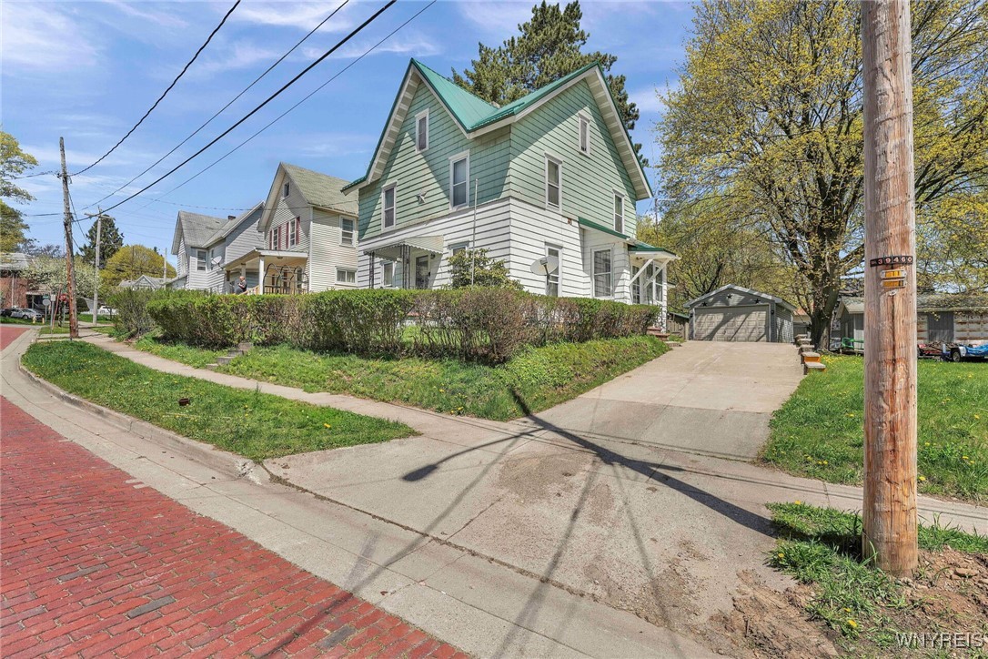 18 Weeks Street, Jamestown, New York image 2