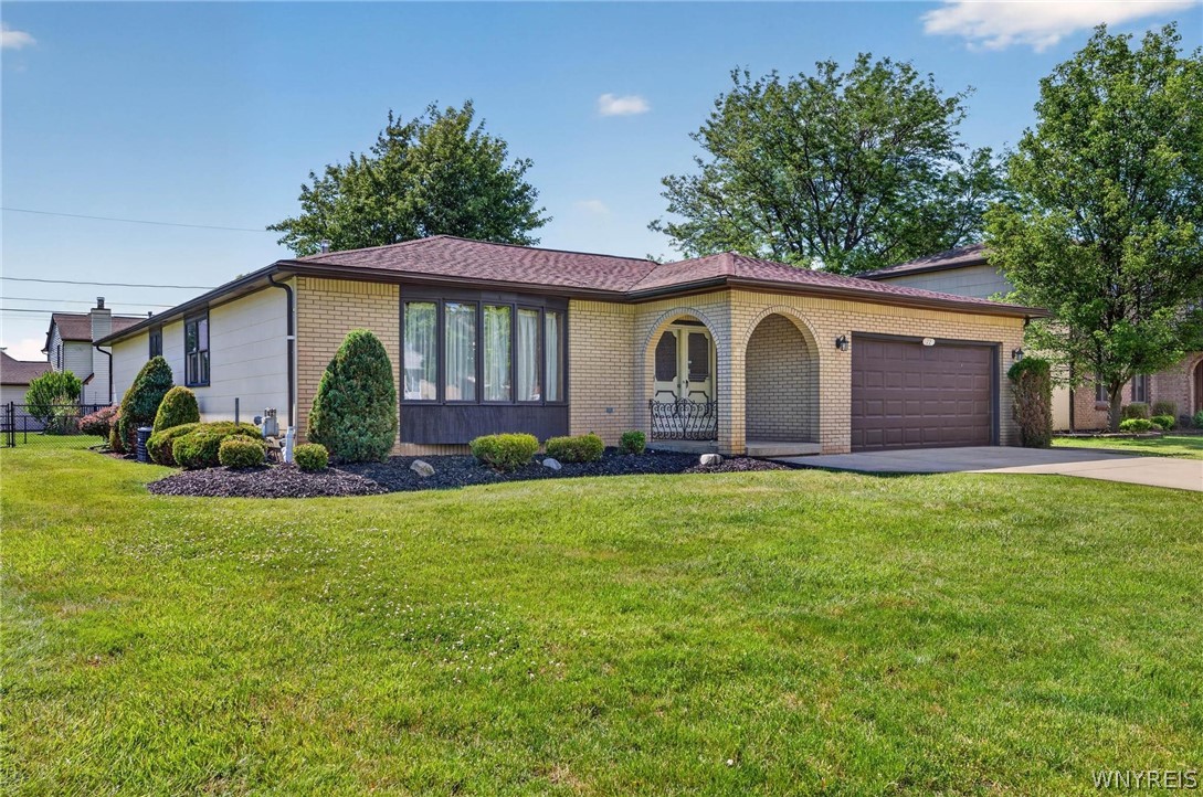 Photo 1 of 9 — 72 Carmelite Drive, West Seneca, NY 14224