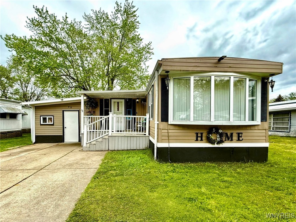 48 Carefree Lane, Cheektowaga, New York image 1
