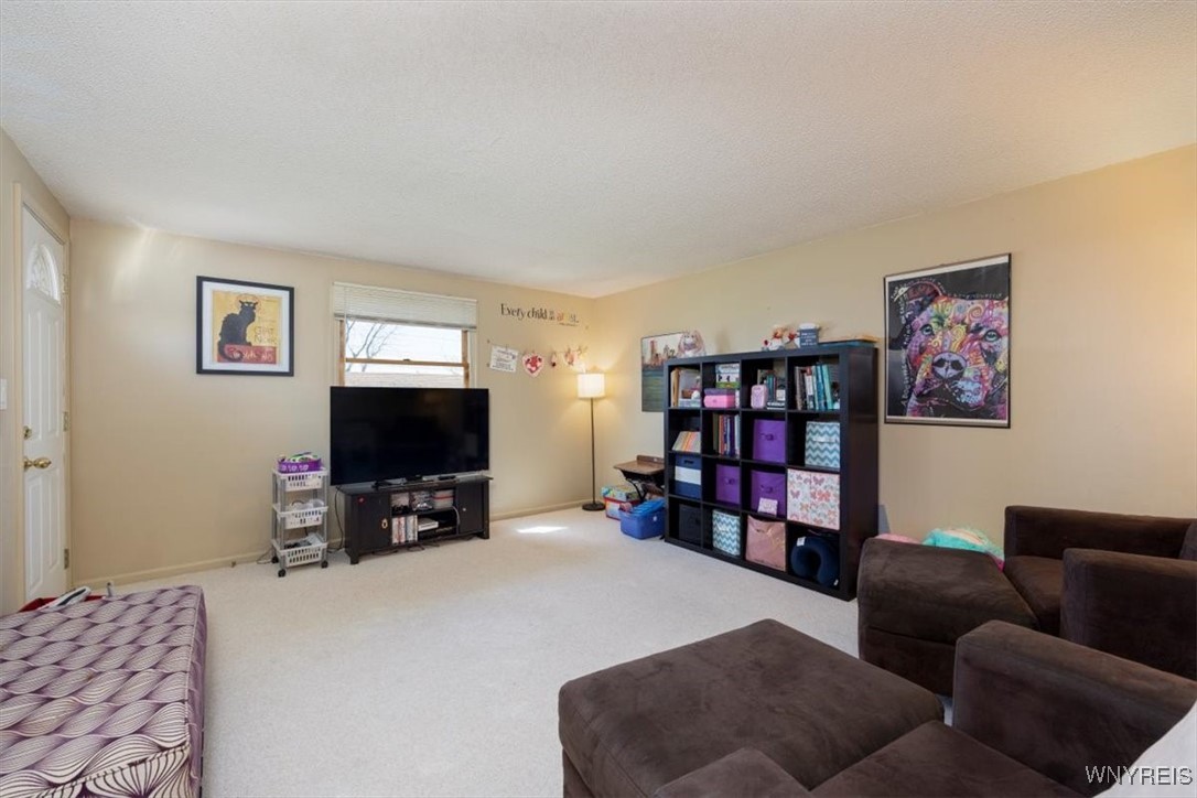 59 Mary Lou Lane, Cheektowaga, New York image 7