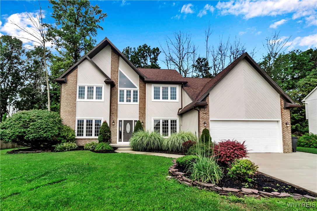 5550 Via Marina, Clarence, New York image 1