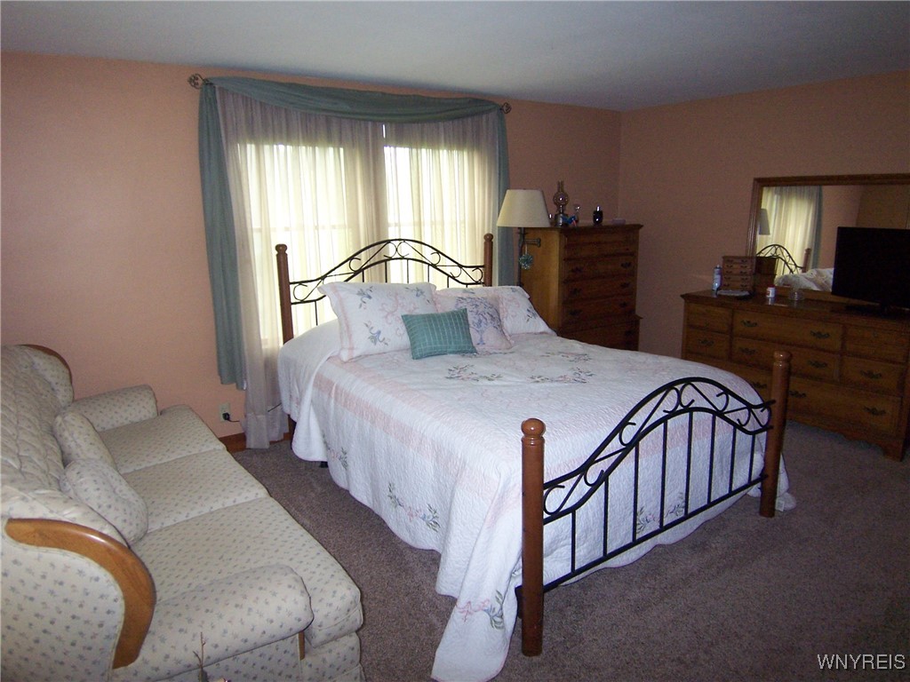 8330 Greiner Road, Clarence, New York image 22