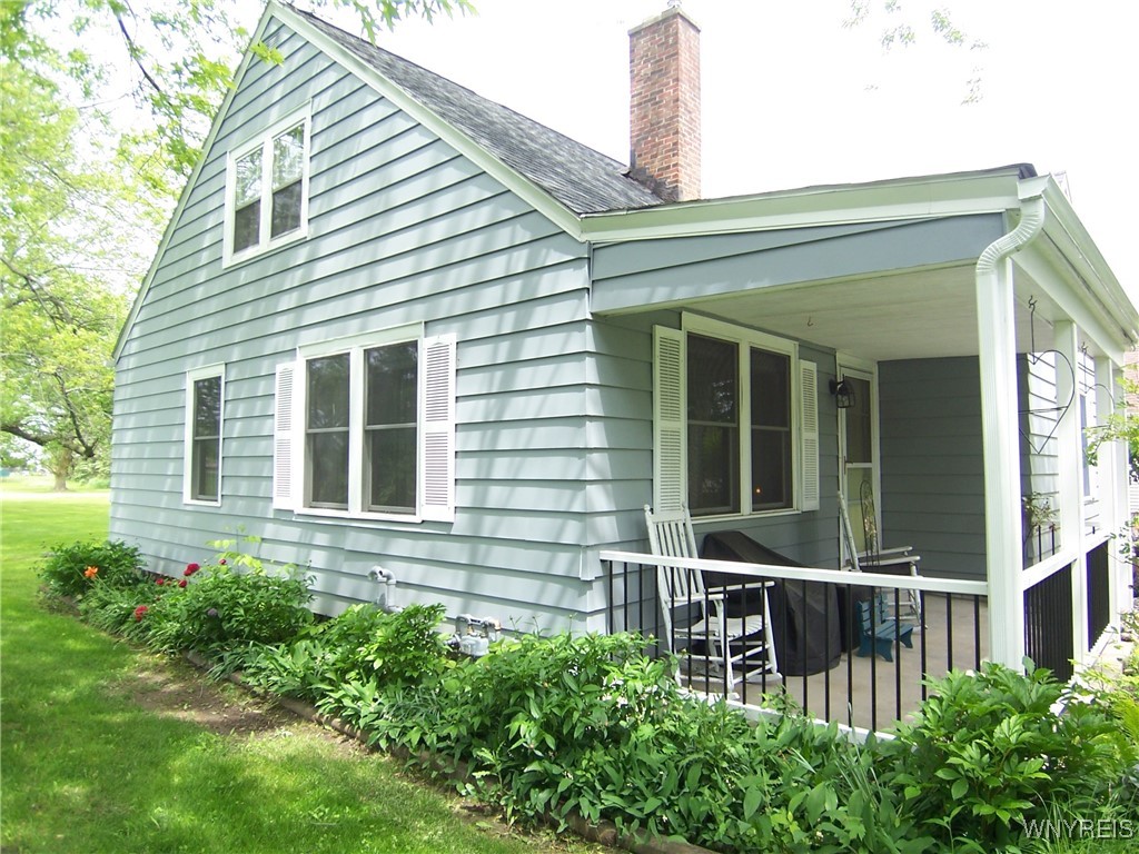 8330 Greiner Road, Clarence, New York image 3