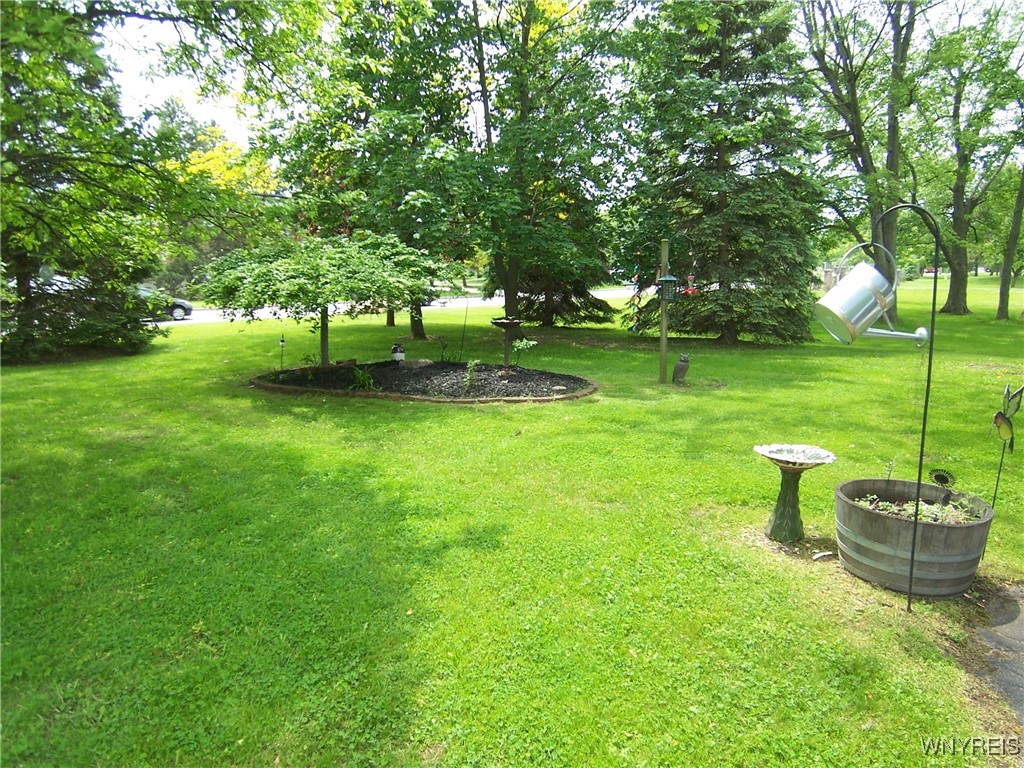8330 Greiner Road, Clarence, New York image 41