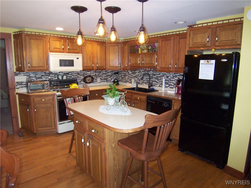 8330 Greiner Road, Clarence, New York image 8