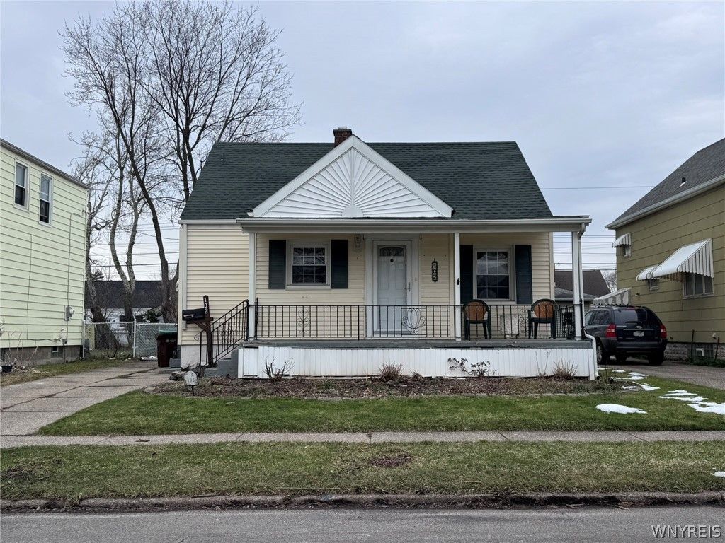 Photo of 102 Francis Avenue, Cheektowaga, NY 14212 (MLS # B1668143)