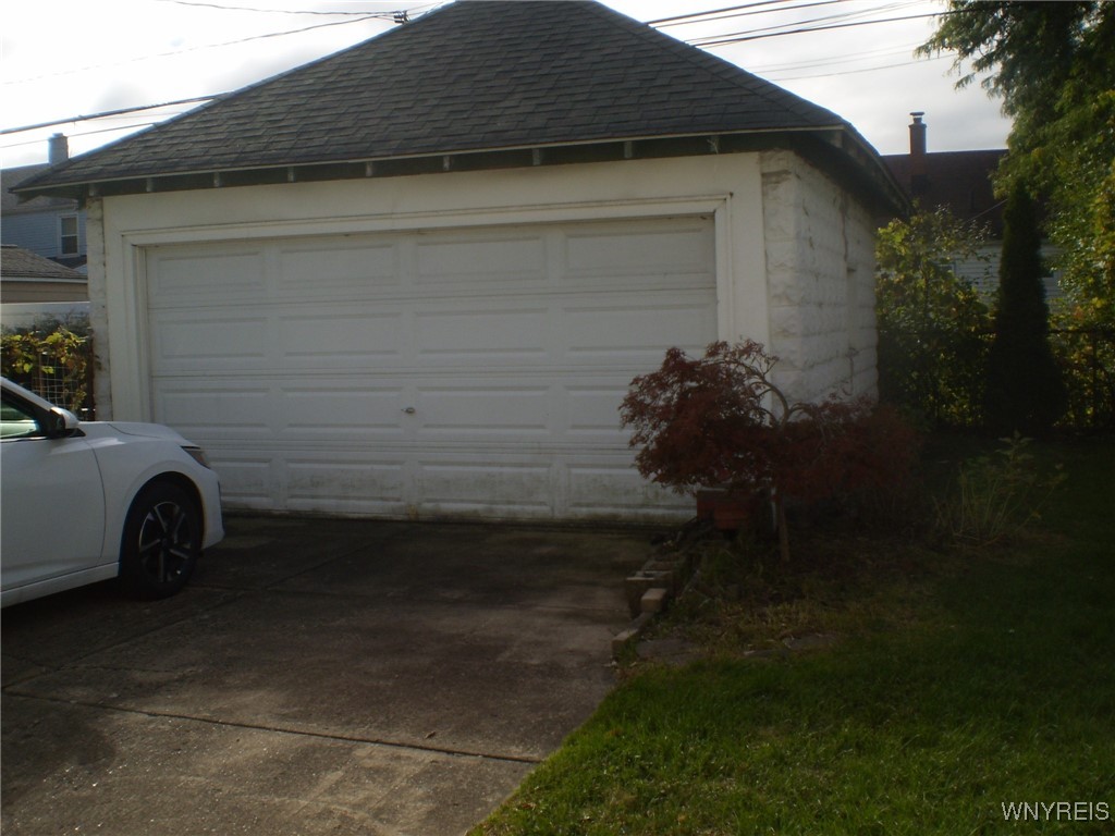 200 Mayville Avenue
