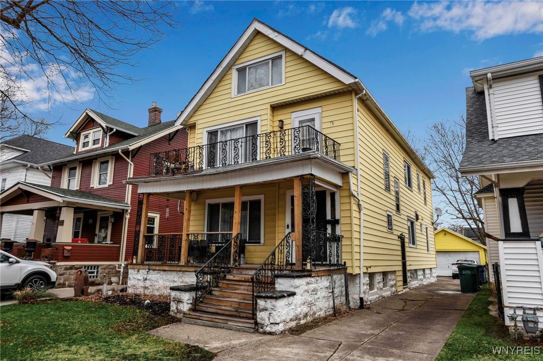 221 Saranac Avenue