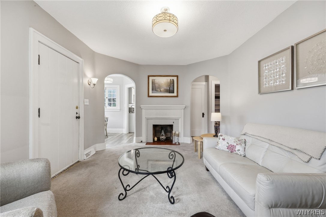 422 Tremont Avenue