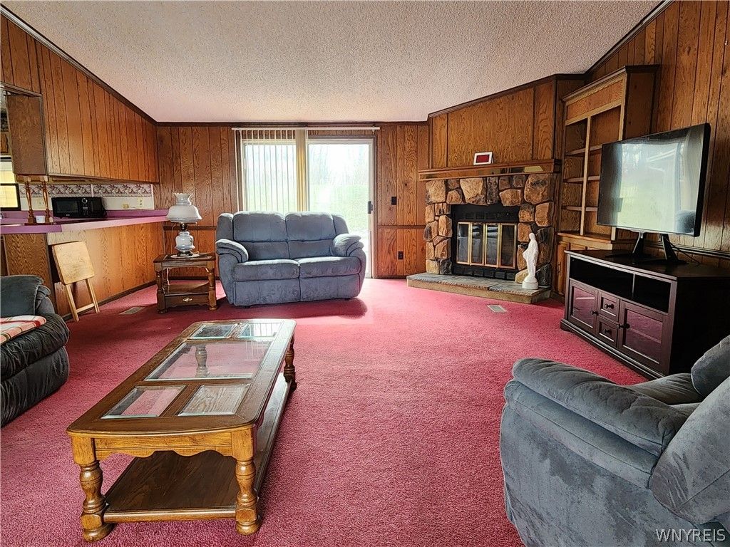 Photo of 46 Parkside Circle, Cheektowaga, NY 14227 (MLS # B1667933)