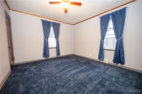 Tiny photo for 4664 Tomaka Drive, Hamburg, NY 14075 (MLS # B1655071)