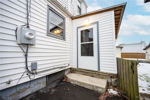 Tiny photo for 4664 Tomaka Drive, Hamburg, NY 14075 (MLS # B1655071)