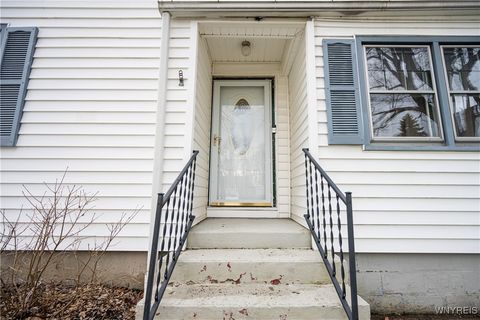 Tiny photo for 4664 Tomaka Drive, Hamburg, NY 14075 (MLS # B1655071)