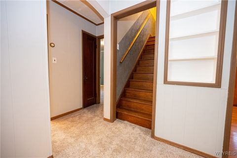 Tiny photo for 4664 Tomaka Drive, Hamburg, NY 14075 (MLS # B1655071)