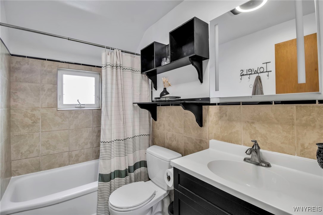 4980 Chapman Parkway, Hamburg, New York image 25