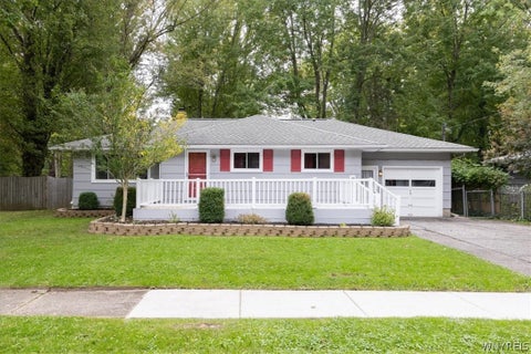Photo of 51 Sunset Drive, North Tonawanda, NY 14120 (MLS # B1718962)