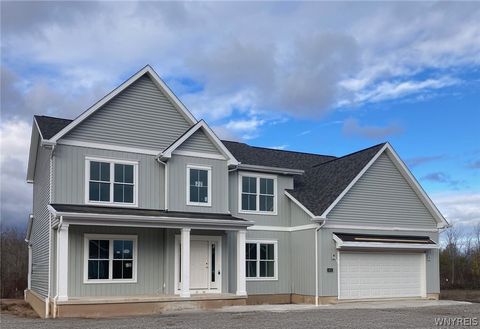 Photo of 5676 Dorothy Circle, Clarence, NY 14032 (MLS # B1661783)