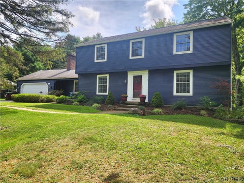Homes For Sale - 31 Tanglewood Drive<br/> Orchard Park, NY 14127
