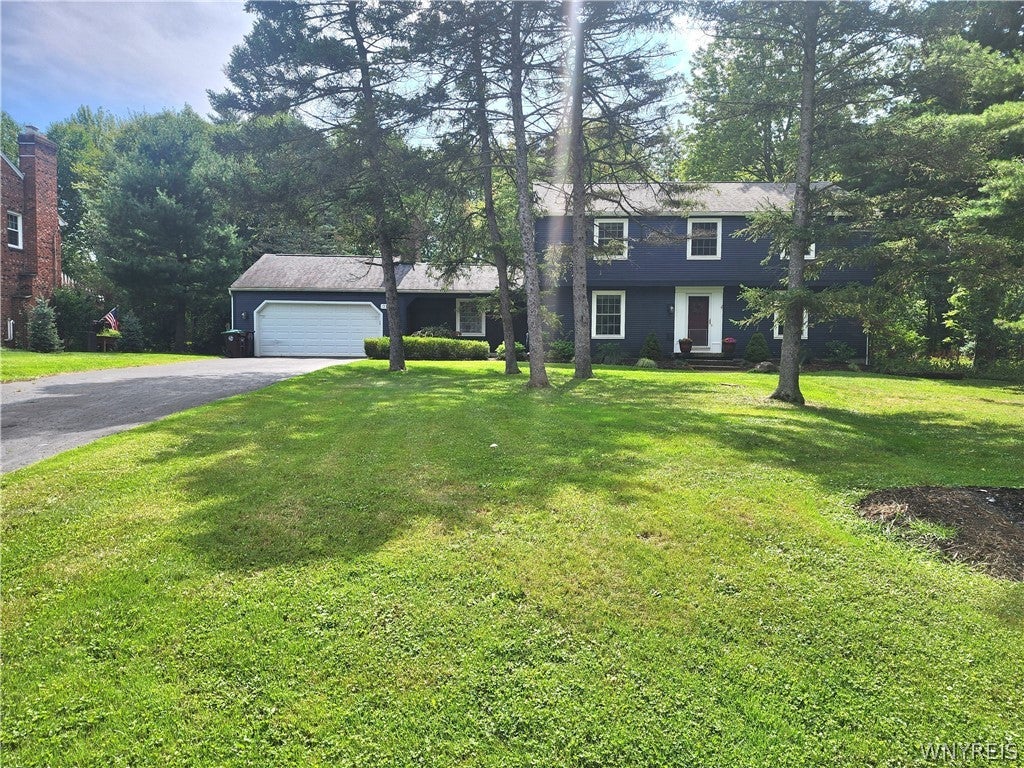 31 Tanglewood Drive W