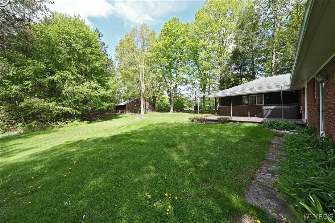 1534 Sandridge Road, Alden, New York image 2