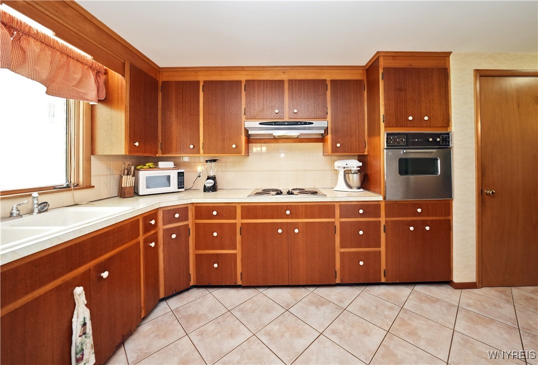 1534 Sandridge Road, Alden, New York image 8