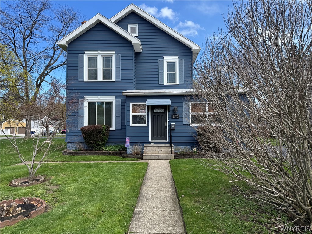 2570 Saint Paul Blvd