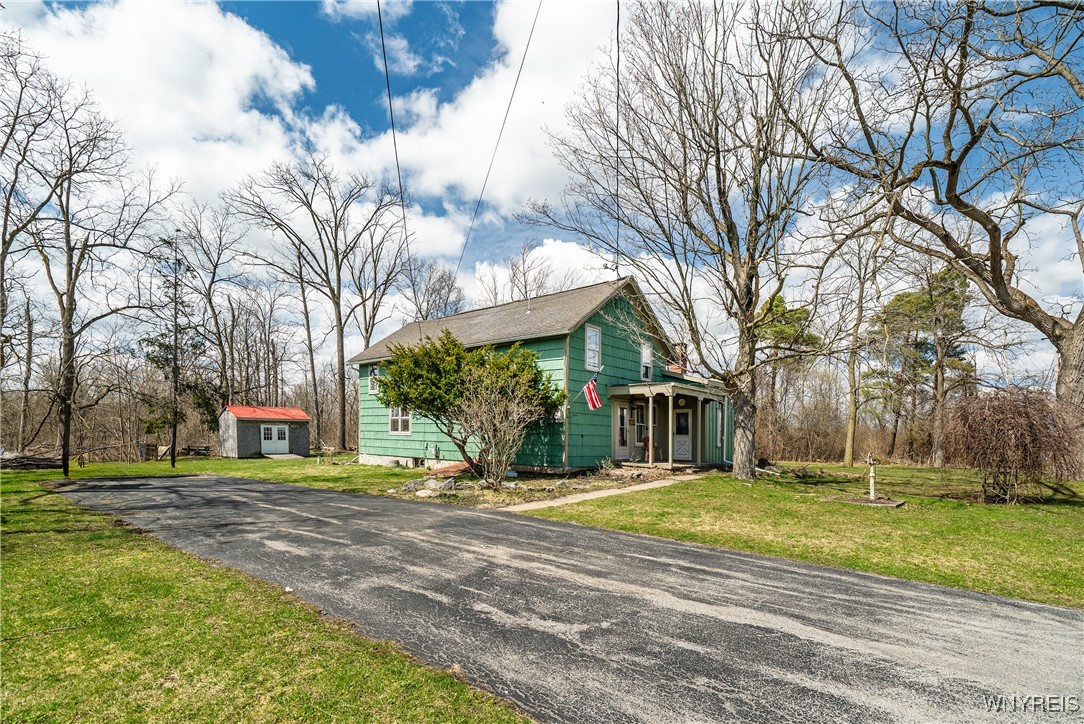 5710 Kraus Road, Clarence, New York image 2