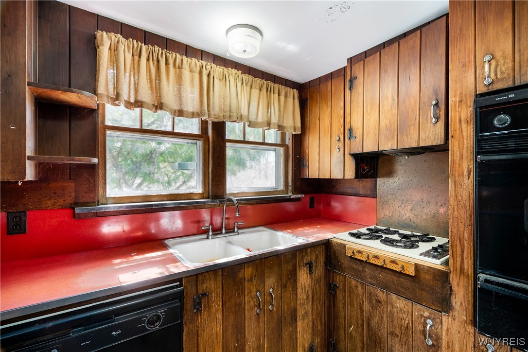 5710 Kraus Road, Clarence, New York image 10
