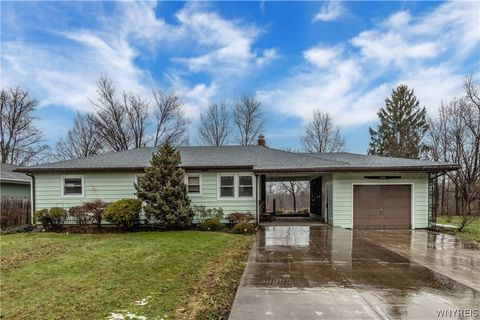 Homes For Sale - 7529 Valley Circle Lane<br/> Boston, NY 14075