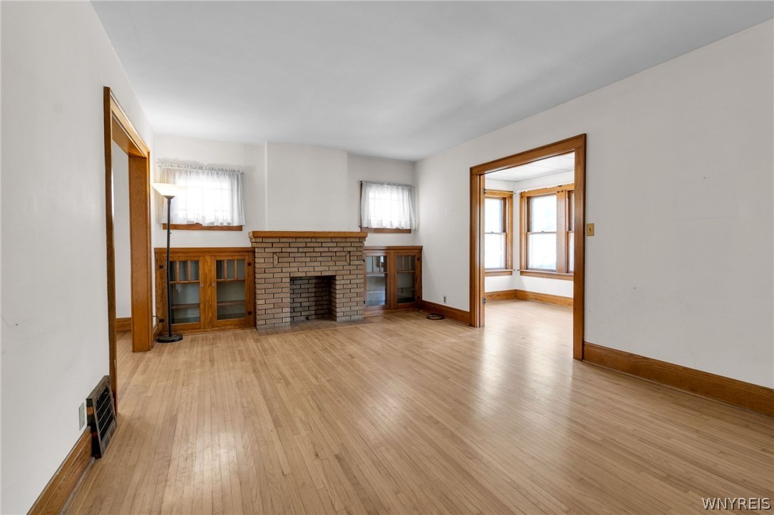 136 Lincoln Boulevard