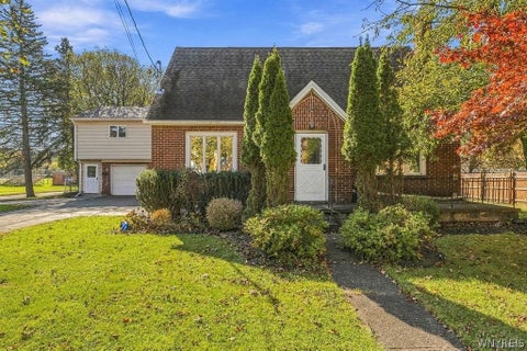 Photo of 128 Laverack Ave AVE, Lancaster, NY 14043 (MLS # B1724653)