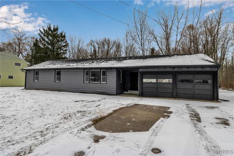 Photo of 6018 Godfrey Road, Newfane, NY 14028 (MLS # B1655007)