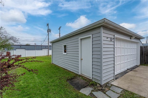 Tiny photo for 185 Ramsdell Avenue, Buffalo, NY 14216 (MLS # B1678218)