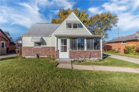 Photo of 135 Norris Avenue, Lancaster, NY 14086 (MLS # B1724302)