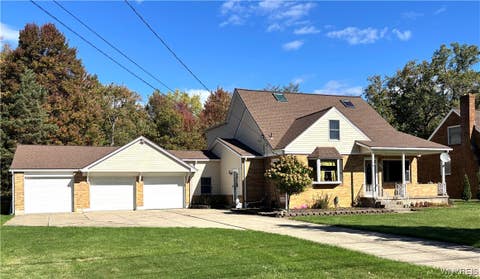 Photo for 122 Strasmer Road