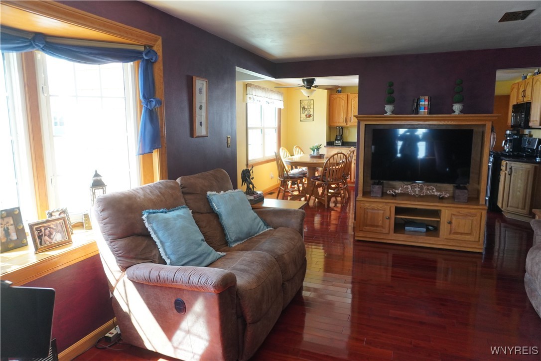 165 S Huxley Drive, Cheektowaga, New York image 7