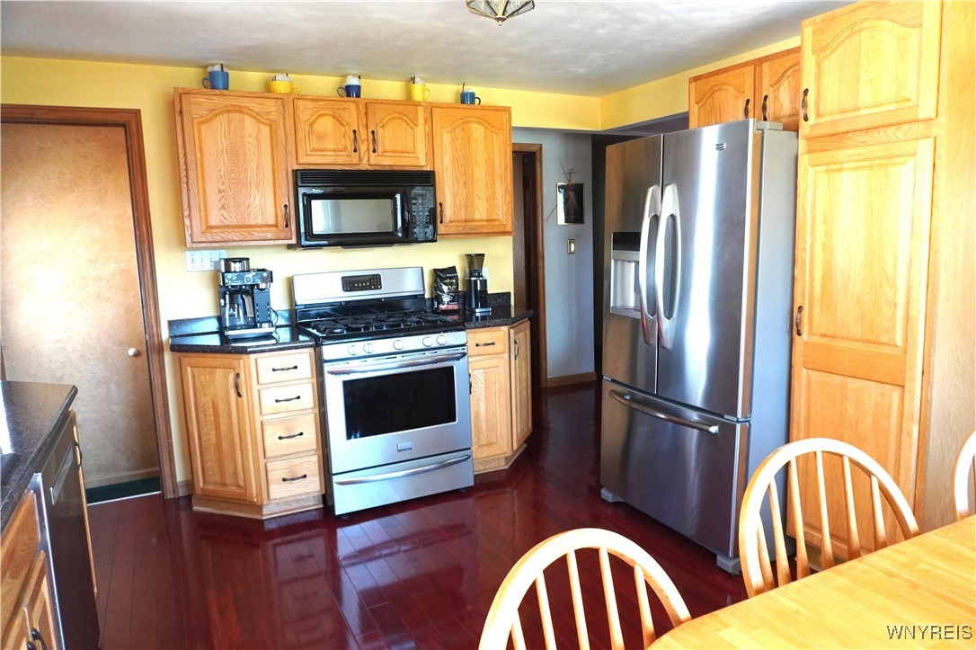 165 S Huxley Drive, Cheektowaga, New York image 8