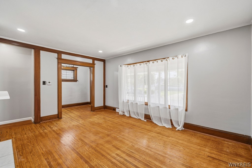 121 Tremaine Avenue