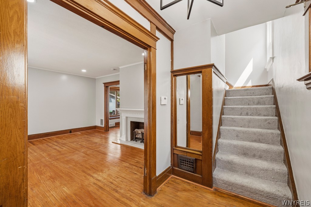 121 Tremaine Avenue