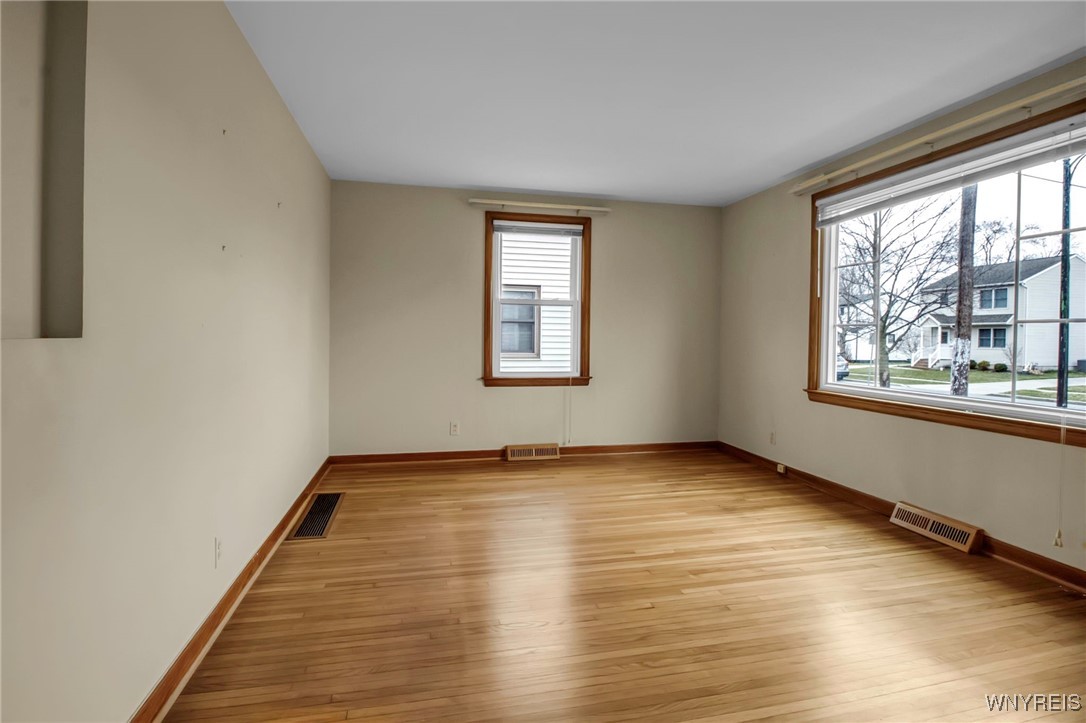 294 Mcnaughton Avenue, Cheektowaga, New York image 9