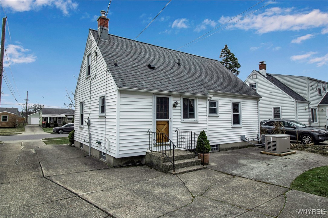 294 Mcnaughton Avenue, Cheektowaga, New York image 4