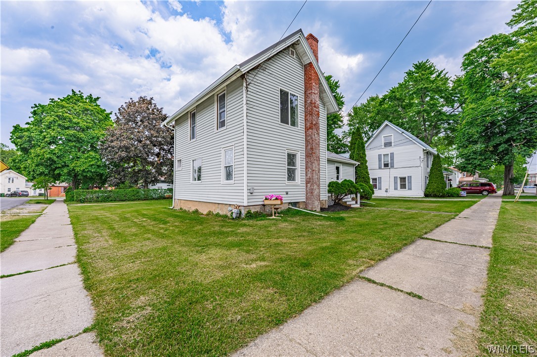 261 Seminary Street