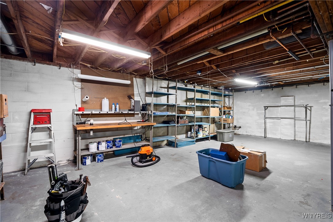171 Maple Drive, Orchard Park, New York image 32