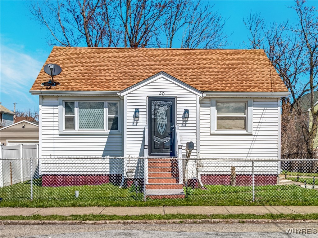 30 Pearl Avenue, Lackawanna, New York image 1
