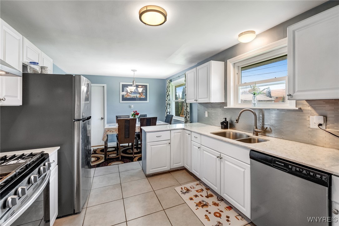 33 Vern Lane, Cheektowaga, New York image 23